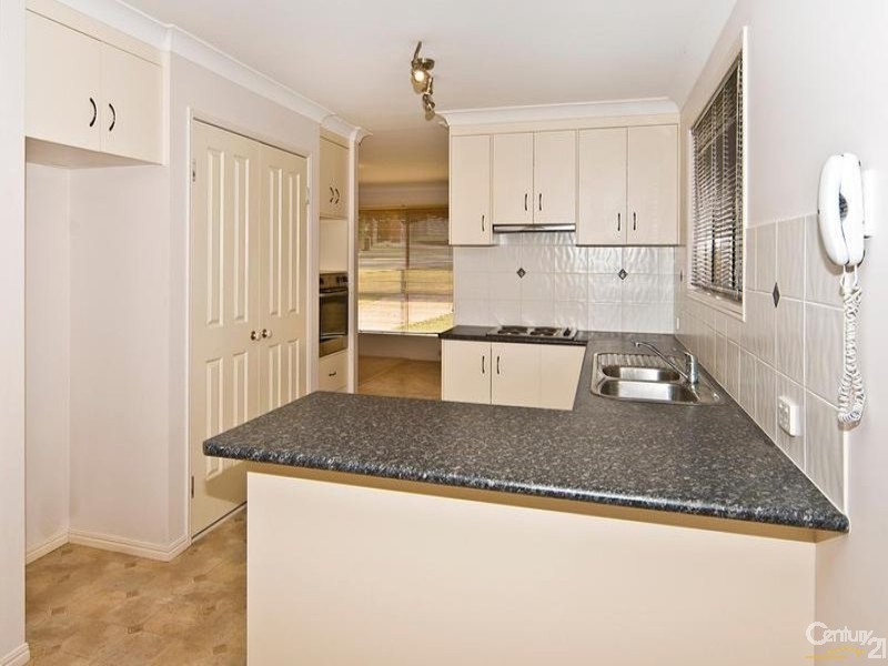 6 Mason Court, Kearneys Spring QLD 4350