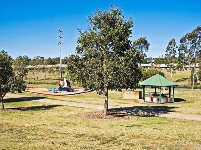 6 Mason Court, Kearneys Spring QLD 4350