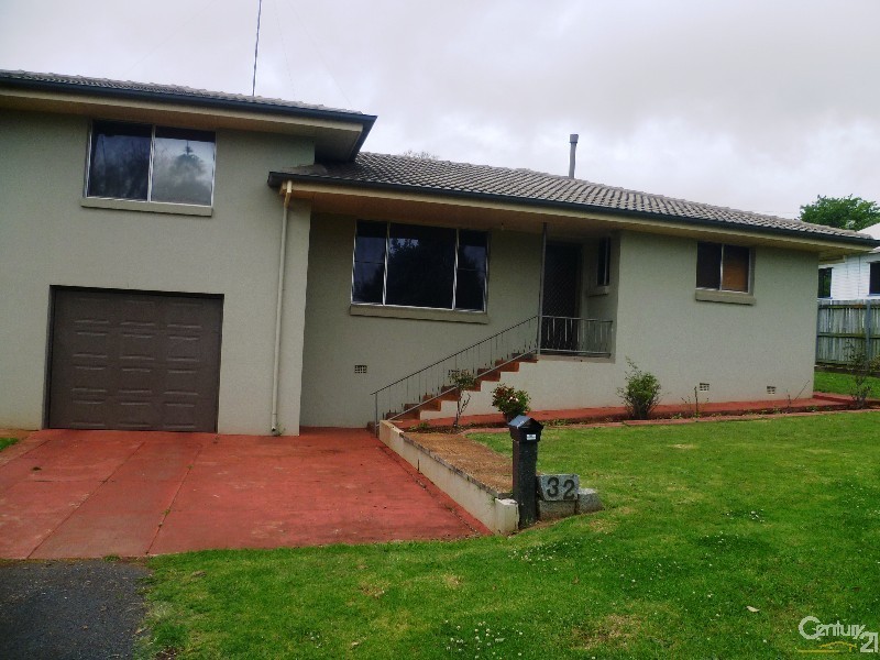 32 Dalgleish Street, South Toowoomba QLD 4350