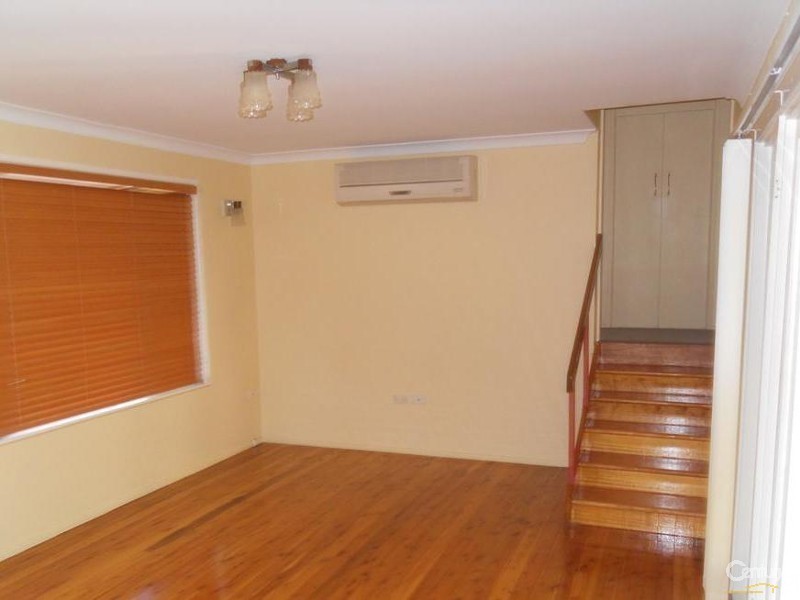 32 Dalgleish Street, South Toowoomba QLD 4350
