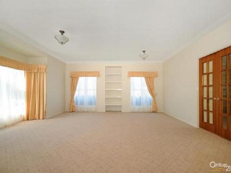 2 Donaghy Court, Middle Ridge QLD 4350