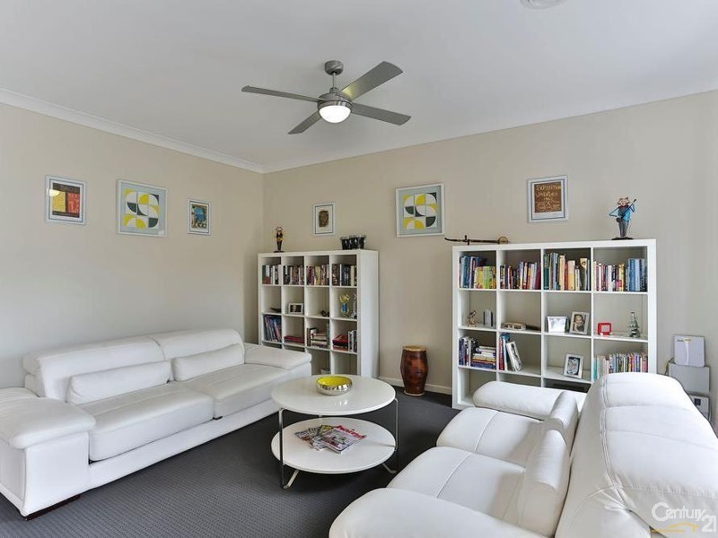 37 Piccadilly Court, Mount Lofty QLD 4350