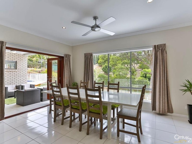 37 Piccadilly Court, Mount Lofty QLD 4350