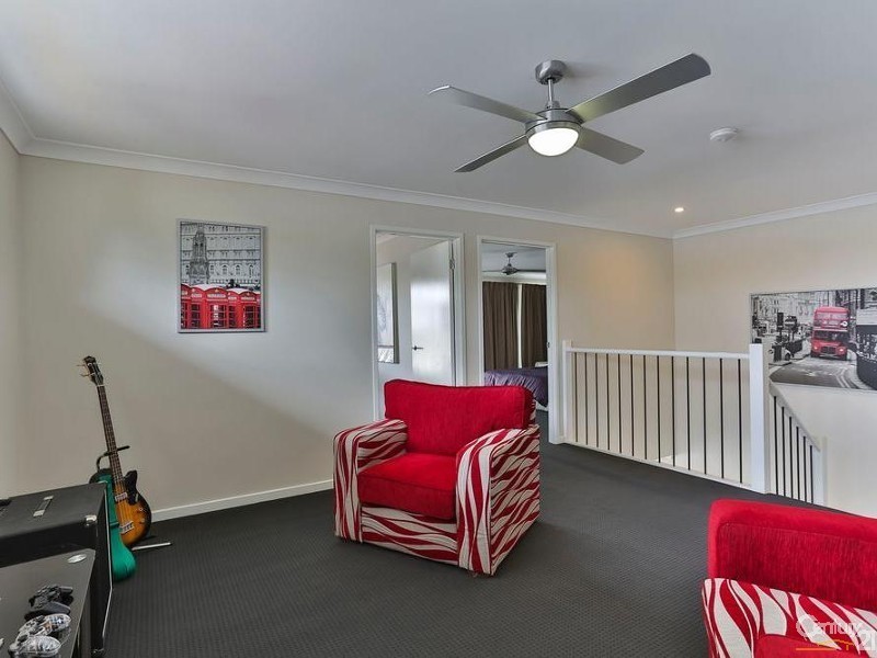 37 Piccadilly Court, Mount Lofty QLD 4350