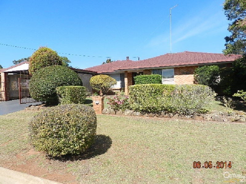 42 Paull Street, Wilsonton QLD 4350