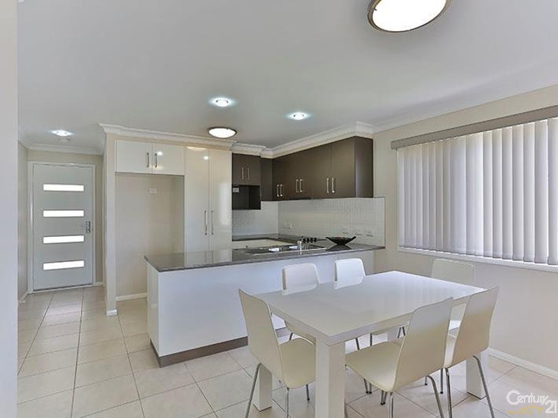 9 Whitley Court, Glenvale QLD 4350