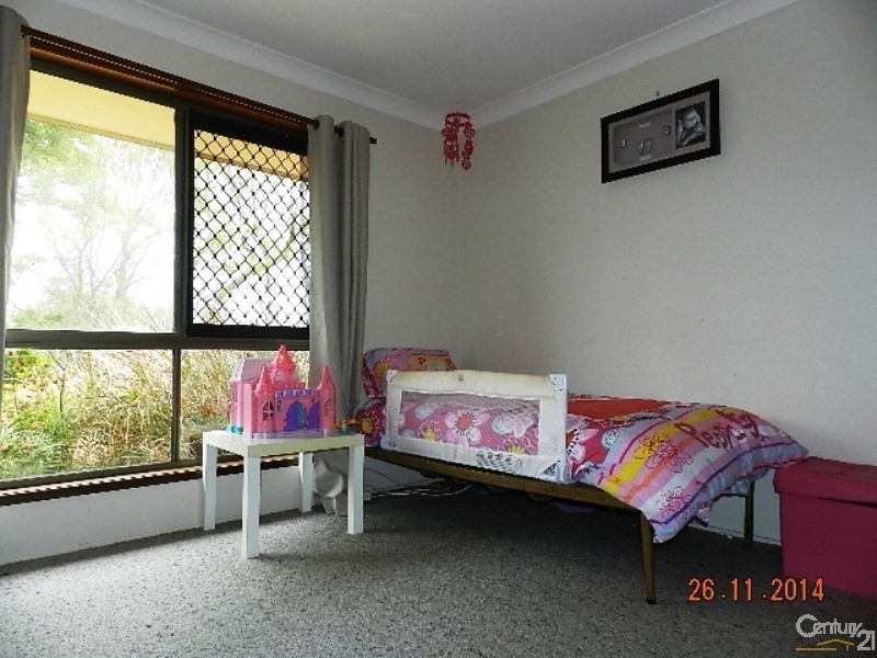 1 Jasmine Court, Centenary Heights QLD 4350