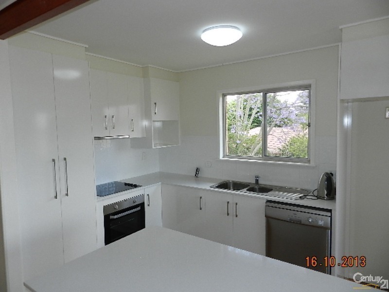 4 Charlmay Street, Prince Henry Heights QLD 4350