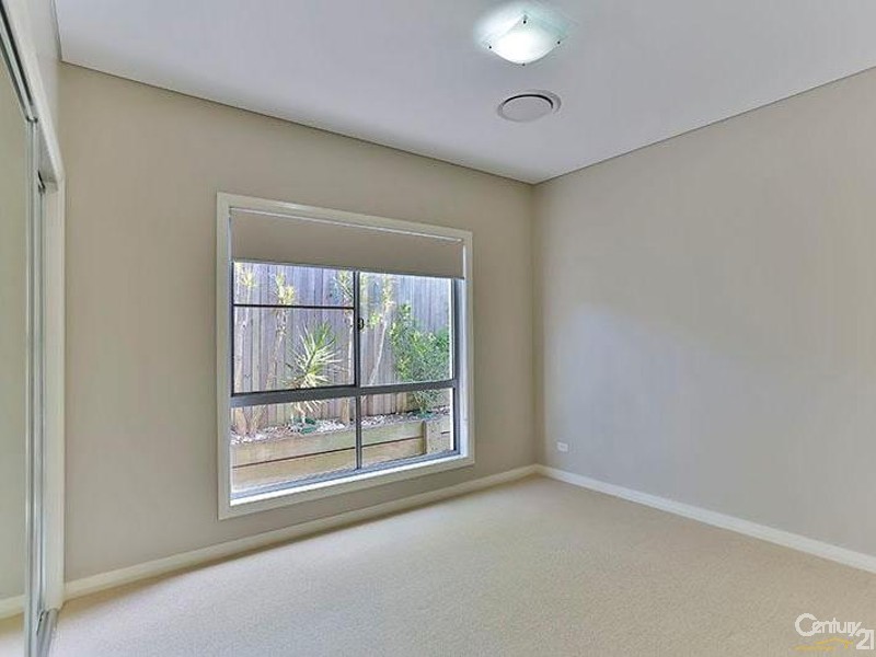 8 McCallum Court, Middle Ridge QLD 4350