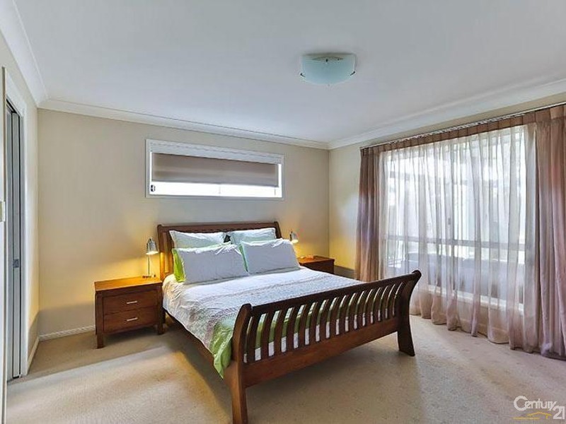 11 McCallum Court, Middle Ridge QLD 4350