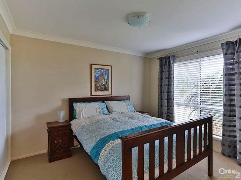 11 McCallum Court, Middle Ridge QLD 4350