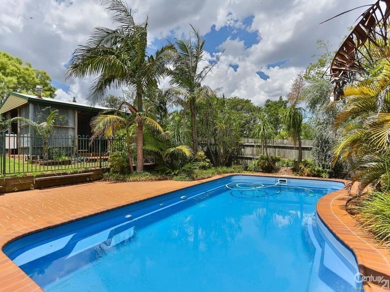 292 James Street, Harristown QLD 4350