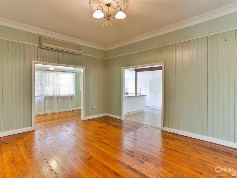 292 James Street, Harristown QLD 4350