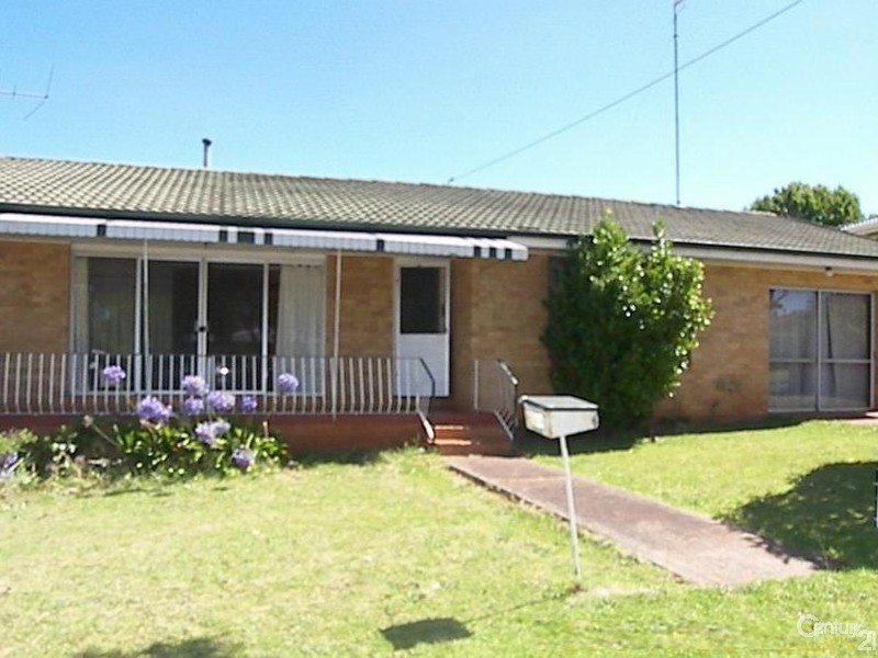 194 Alderley Street, Centenary Heights QLD 4350