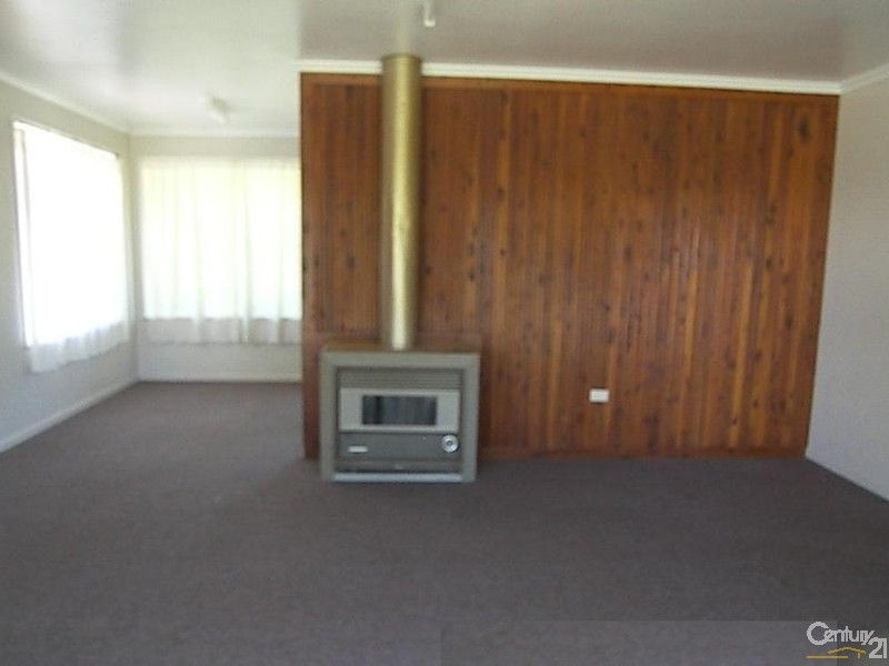 194 Alderley Street, Centenary Heights QLD 4350