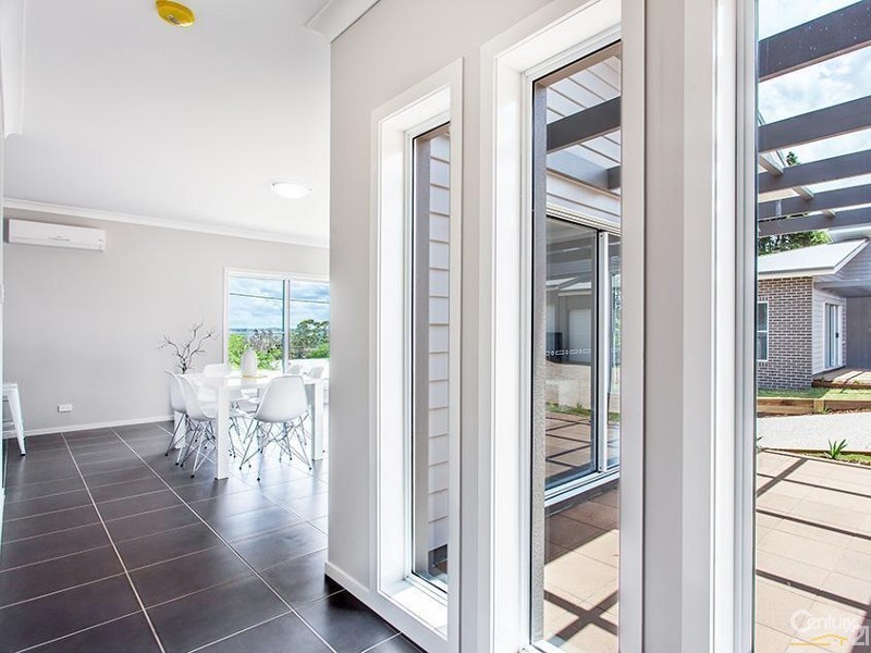 1-8/5 Messines Street, Harlaxton QLD 4350