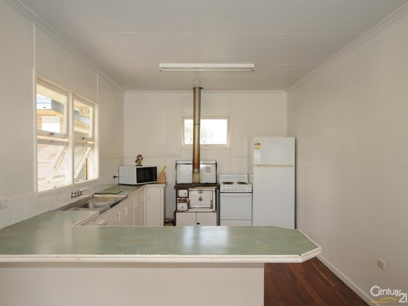 17341 New England Highway, Allora QLD 4362