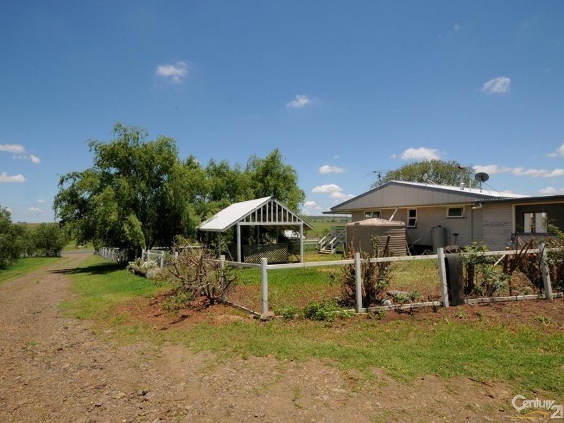 17341 New England Highway, Allora QLD 4362