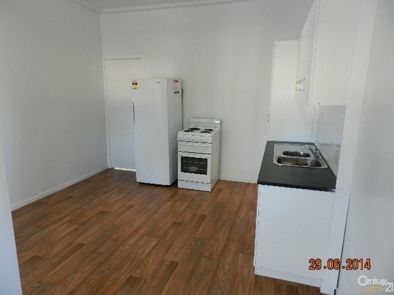 7-9 Geraghty Street, Cecil Plains QLD 4407