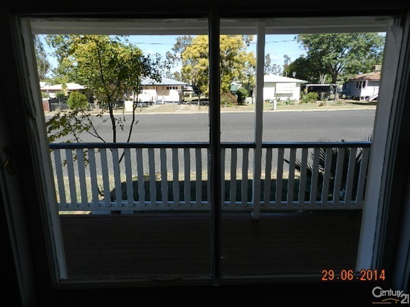 7-9 Geraghty Street, Cecil Plains QLD 4407