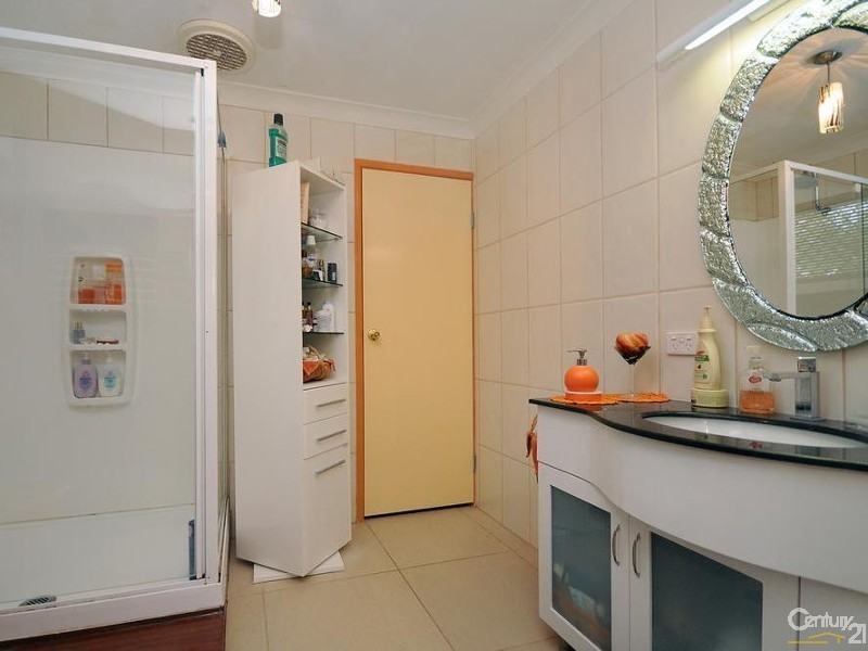 8 Lawmere Court, Kingsthorpe QLD 4400