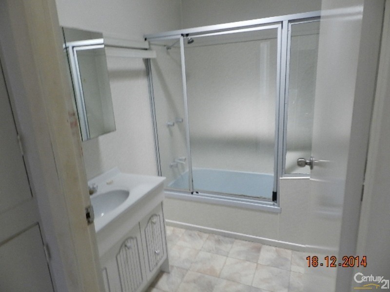 22 Avondale Street, Newtown QLD 4350