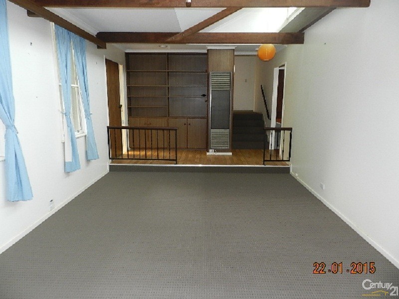 17 Parsons Street, Rangeville QLD 4350