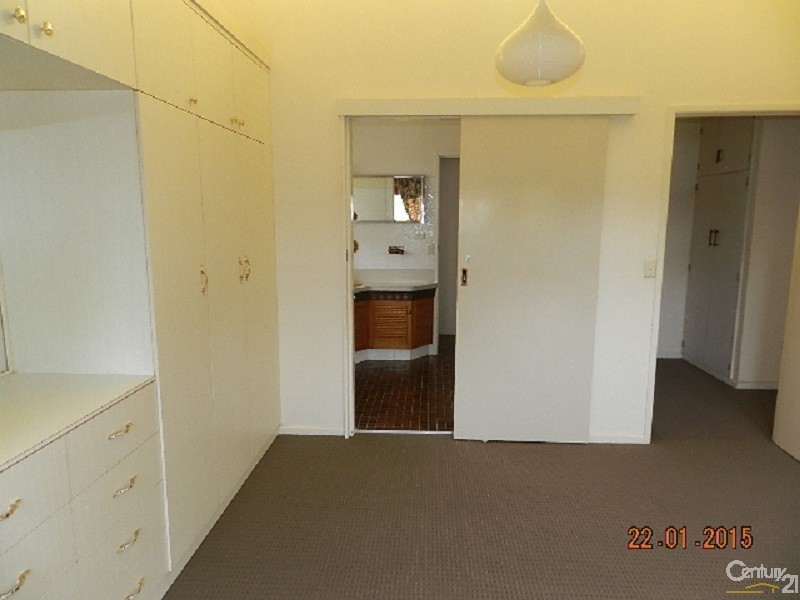 17 Parsons Street, Rangeville QLD 4350