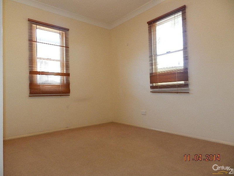 14  Wilfred Street, Harristown QLD 4350