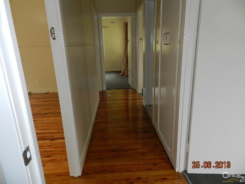 13 Doyle Street, Harlaxton QLD 4350