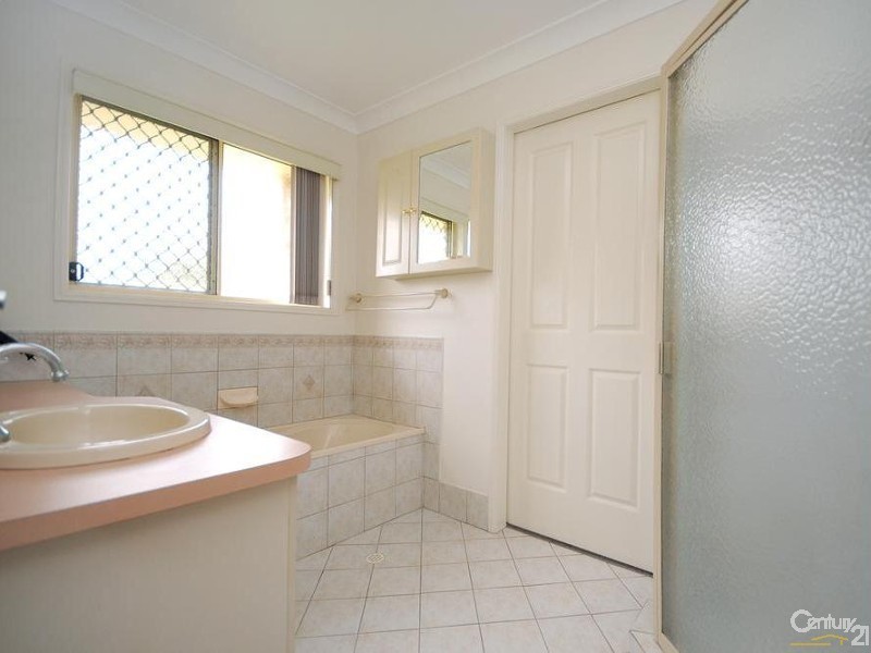 25 Dyson Drive, Darling Heights QLD 4350