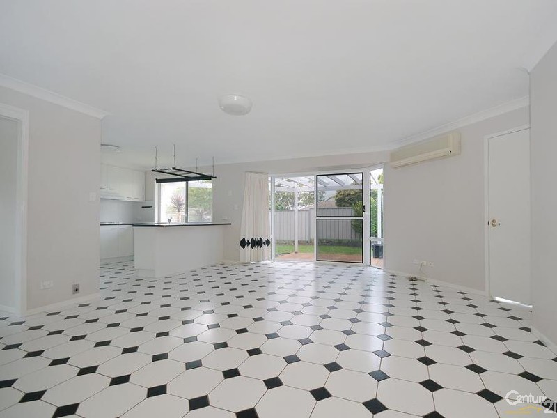 6 Hoad Court, Rangeville QLD 4350