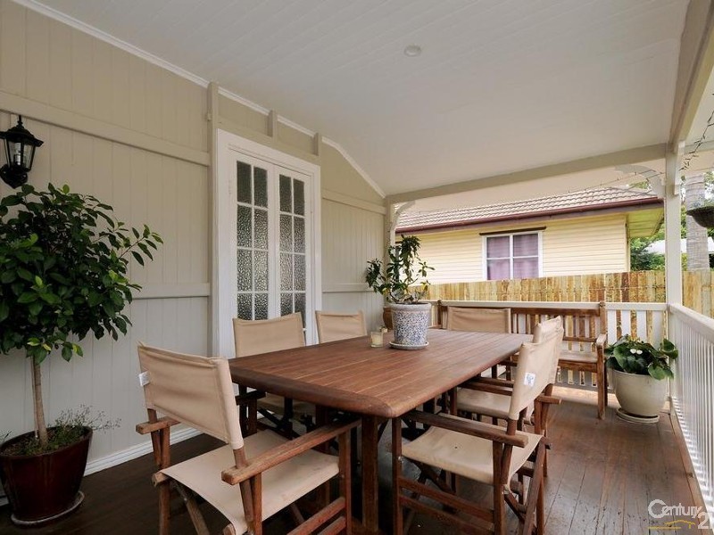 9 Sir Street, North Toowoomba QLD 4350