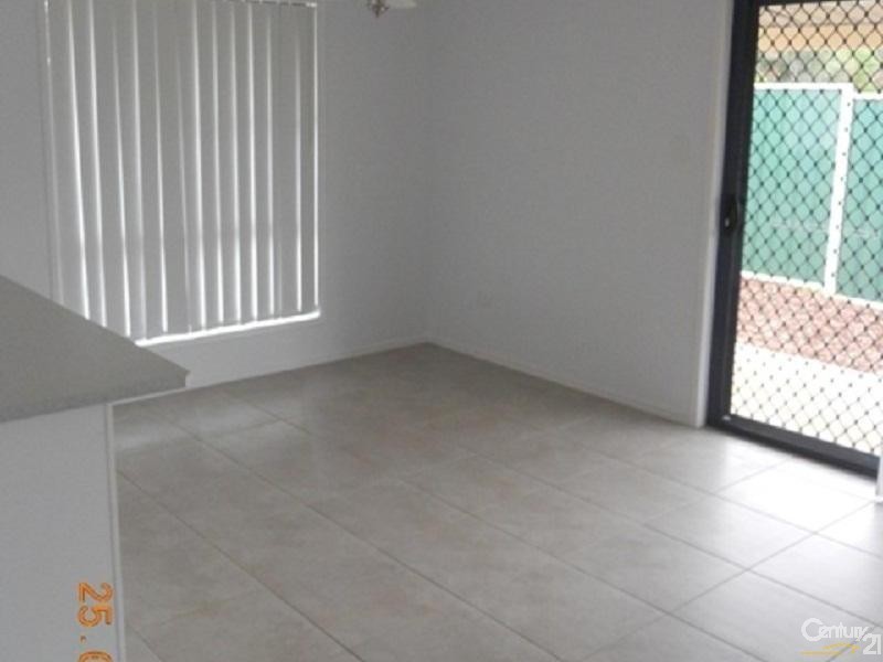 3/28  Canning Street, Drayton QLD 4350