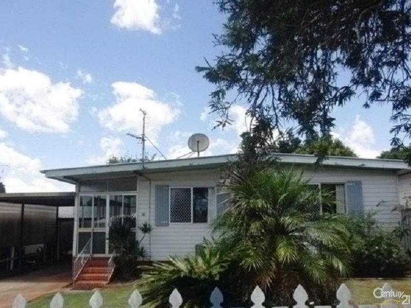 18 Dalgleish Street, South Toowoomba QLD 4350