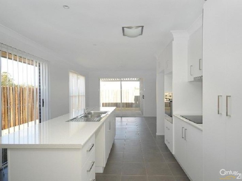 1/23 Furness Street, Kearneys Spring QLD 4350