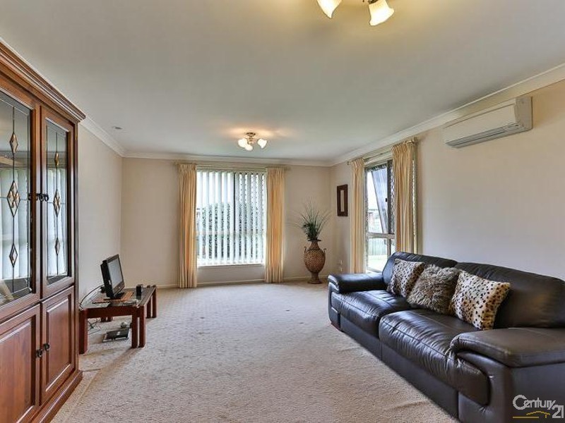 23 Dandelion Drive, Middle Ridge QLD 4350