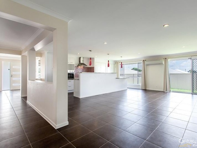 2 O’Grady Street, Kearneys Spring QLD 4350
