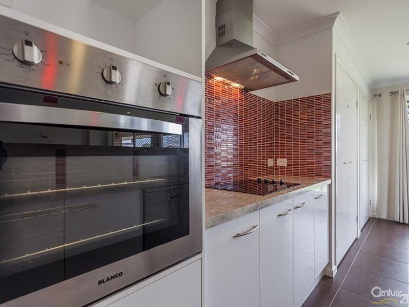 2 O’Grady Street, Kearneys Spring QLD 4350