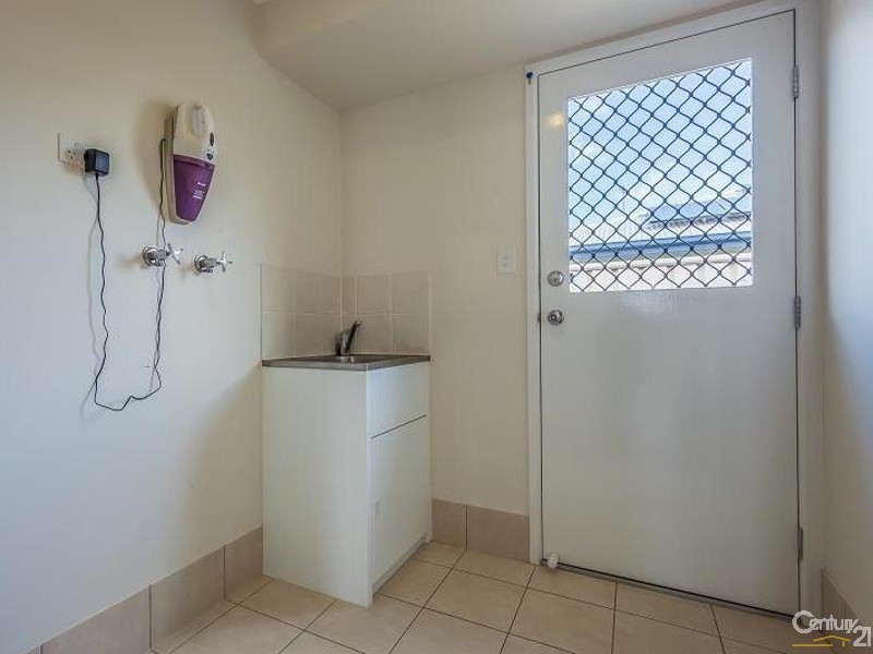 2 O’Grady Street, Kearneys Spring QLD 4350