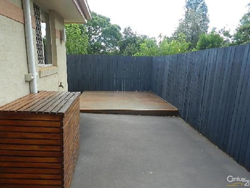 6/11 Gladstone Street, Newtown QLD 4350