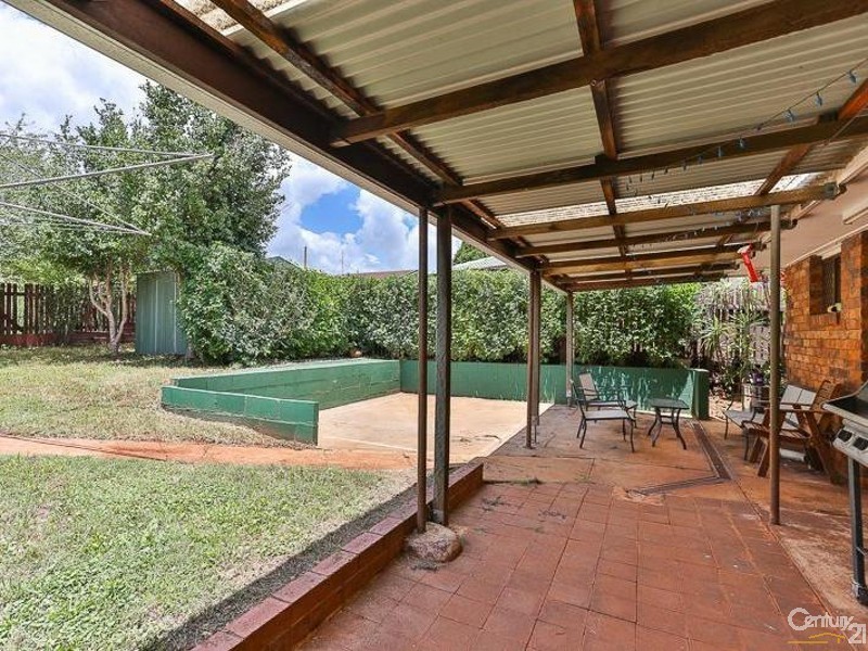 374 Hume Street, Centenary Heights QLD 4350