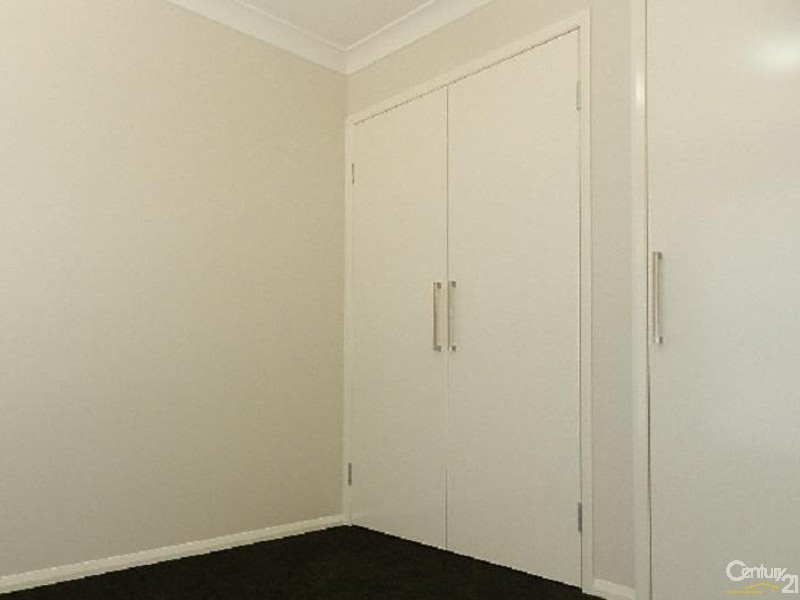 2/57 Holberton Street, Rockville QLD 4350