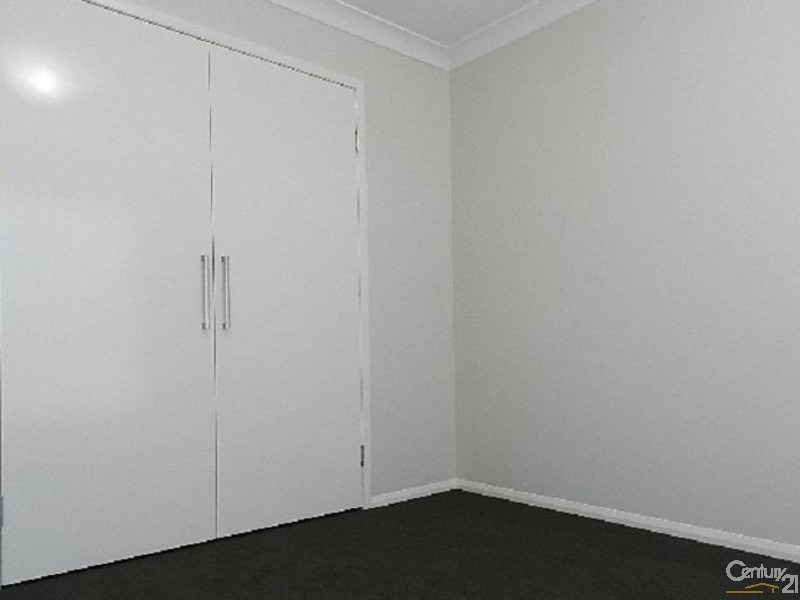 2/57 Holberton Street, Rockville QLD 4350