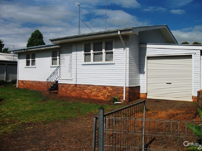 236 Mackenzie Street, Rangeville QLD 4350