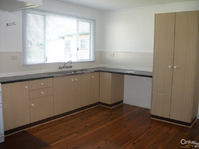 236 Mackenzie Street, Rangeville QLD 4350