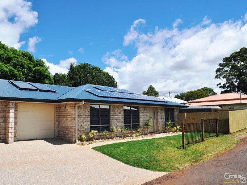 2/18 Williamson Lane, Wilsonton QLD 4350