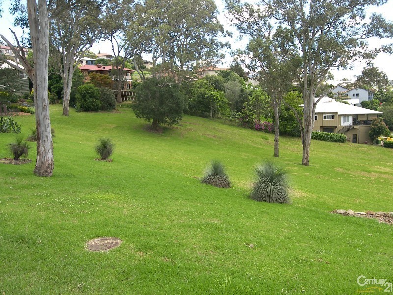 18 Robertson Crescent, Prince Henry Heights QLD 4350