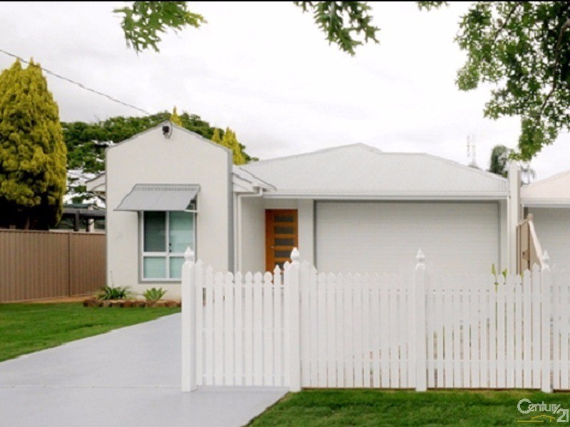 84  Taylor Street, Newtown QLD 4350