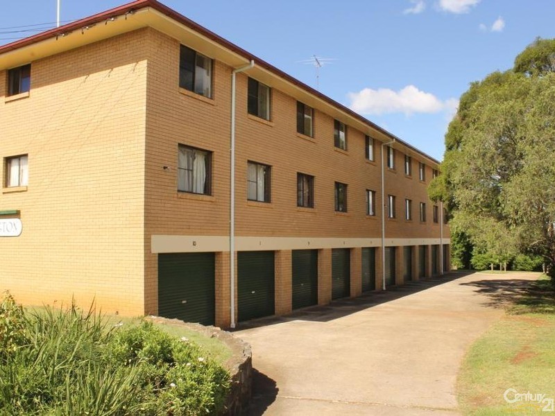7/14 Mirle St, Newtown QLD 4350